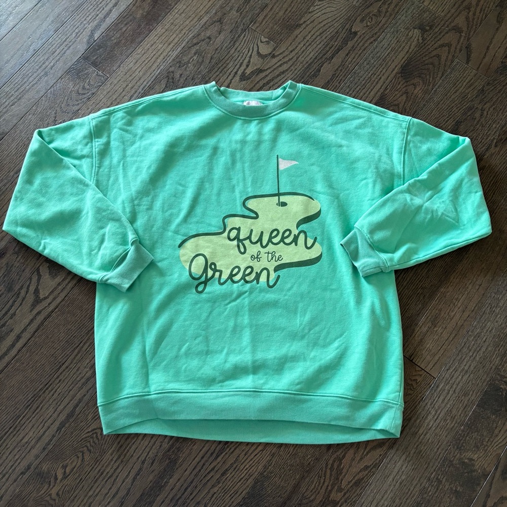 Pink Lily “Queen of the Green” Graphic Sweatshirt – Size L – Green